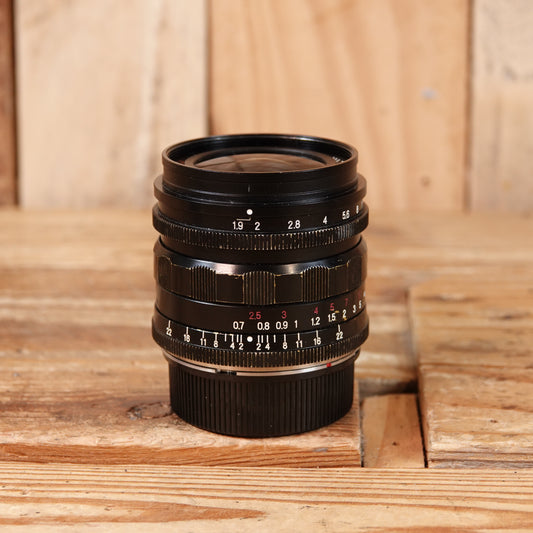 Used Voigtlander Ultron 28mm f1.9 Lens with M Adapter