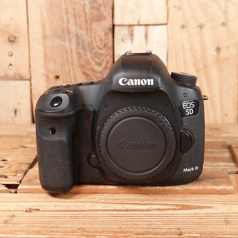 Used Canon EOS 5D Mark III Digital SLR Camera Body