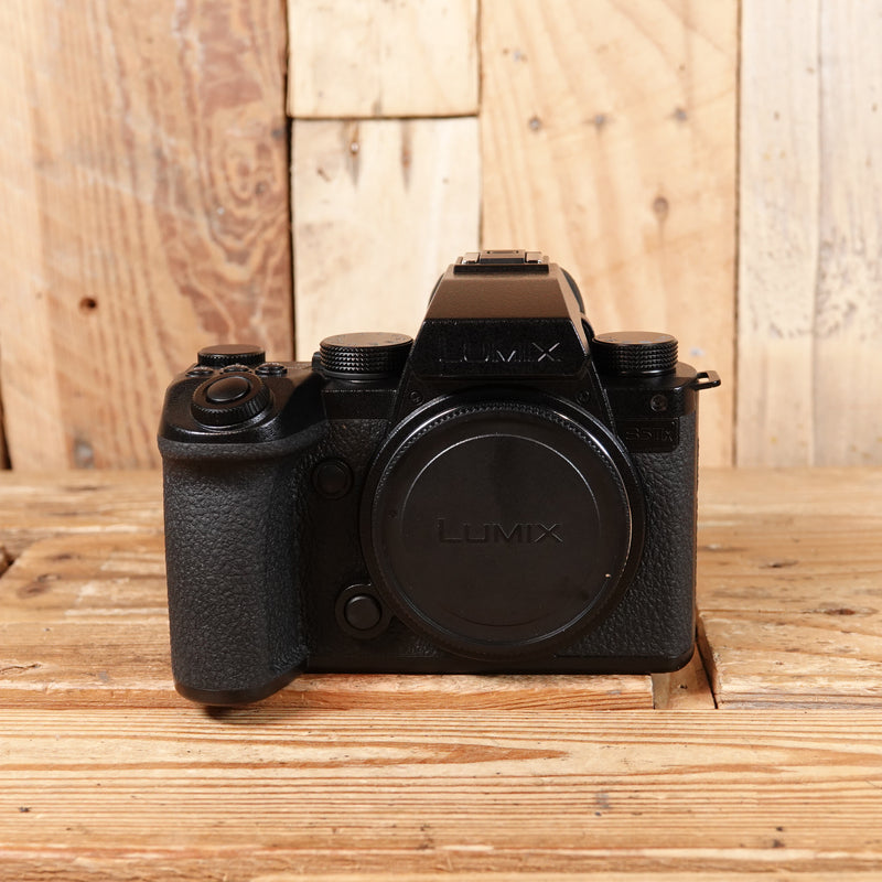 Used Panasonic Lumix S5IIX Black Digital Camera Body