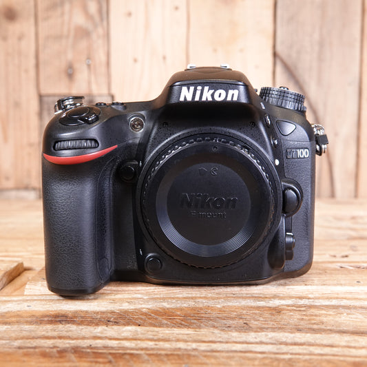 Used Nikon D7100 DSLR Camera Body