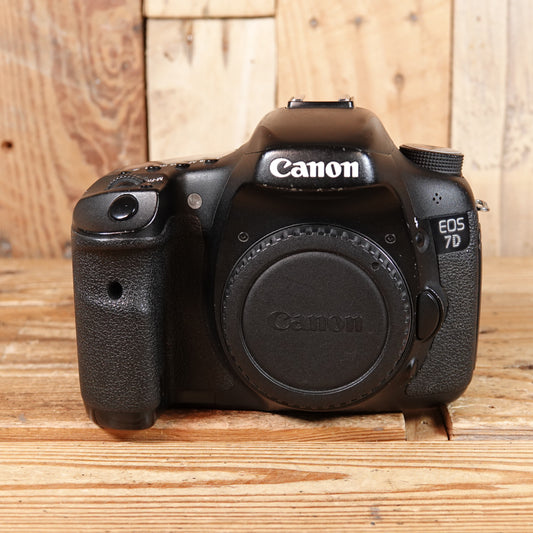 Used Canon 7D DSLR Camera Body