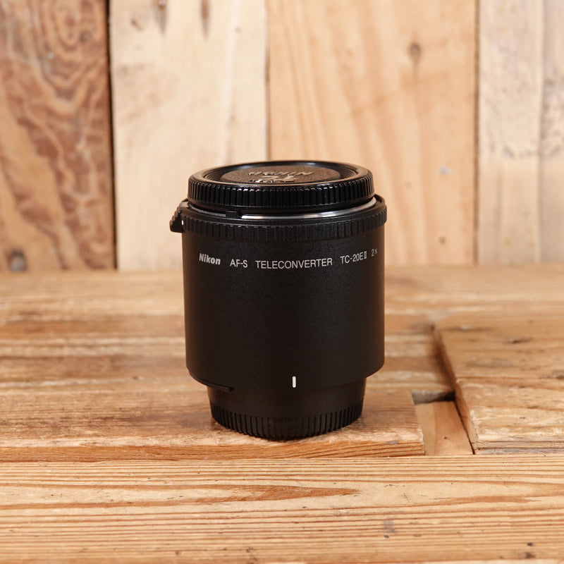 Used Nikon tc-20E II Teleconvertor