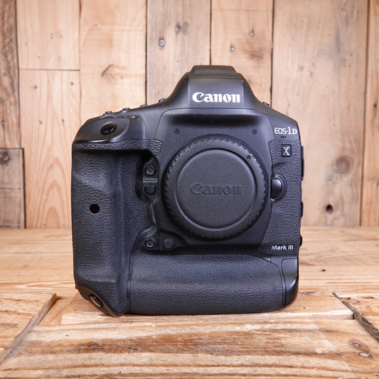 Used Canon EOS 1DX Mark III DSLR Camera Body