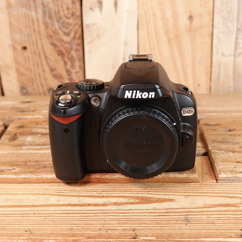 Used Nikon D40x D-SLR Camera Body