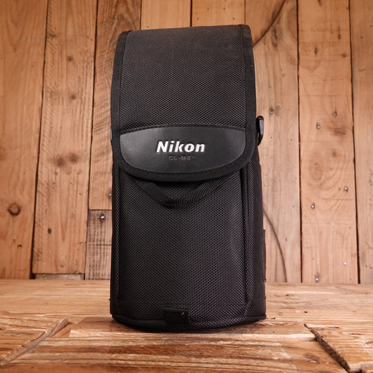 Used Nikon CL-M2 Nylon Case for 300mm f / 4D AF-S & 70-200mm f / 2.8 VR Lens