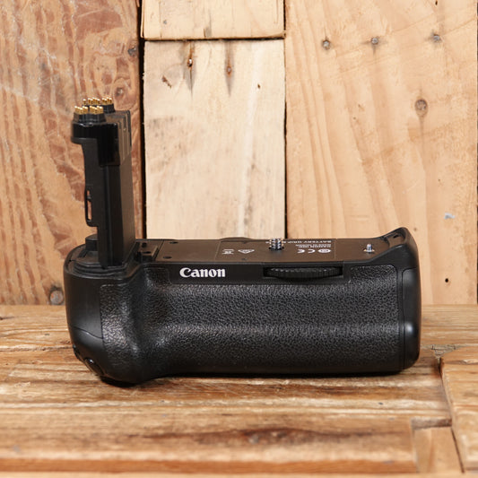 Used Canon BG-E16 Battery Grip for EOS 7D Mark II