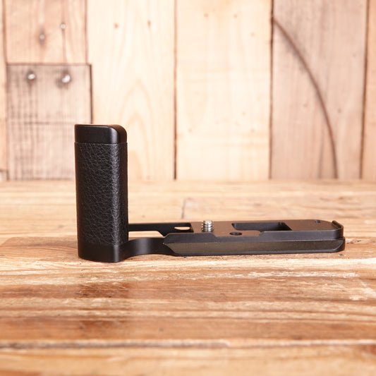 Used JJC HG-X100V L-Shaped Hand Grip for Fujifilm X100V