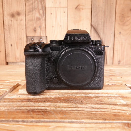 Used Panasonic Lumix S5IIX Black Digital Camera Body