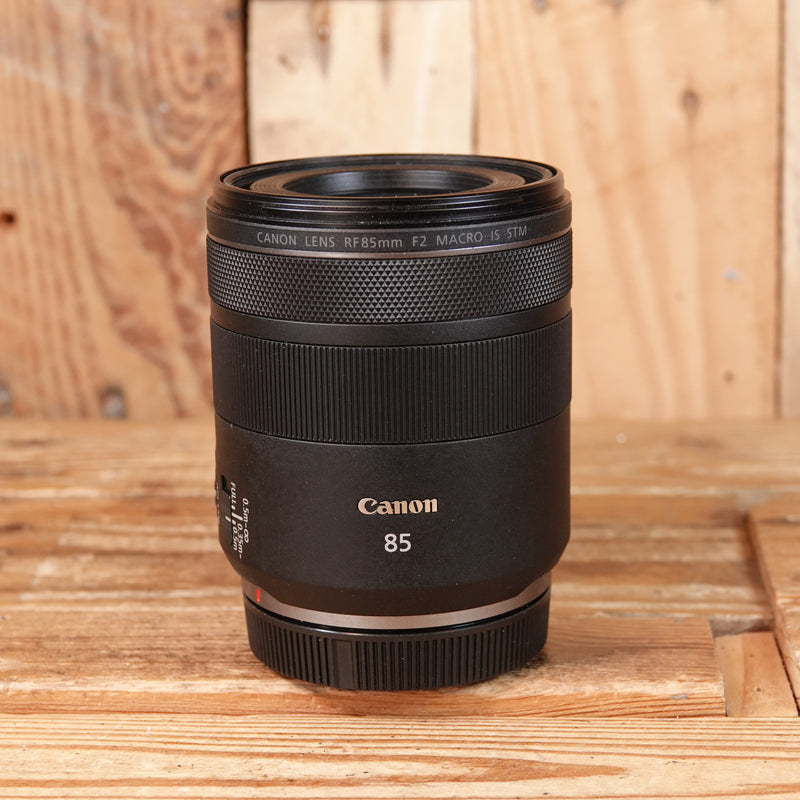 Used Canon RF 85mm F2 Macro IS STM Lens