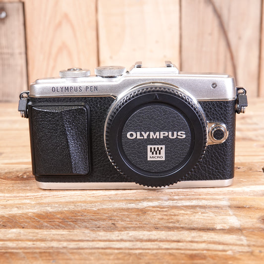 Used Olympus PEN E-PL7 Silver Camera Body