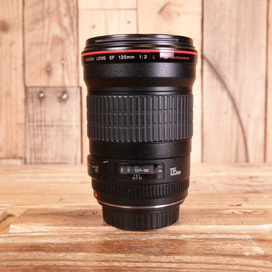 Used Canon EF 135mm F2 L USM Lens