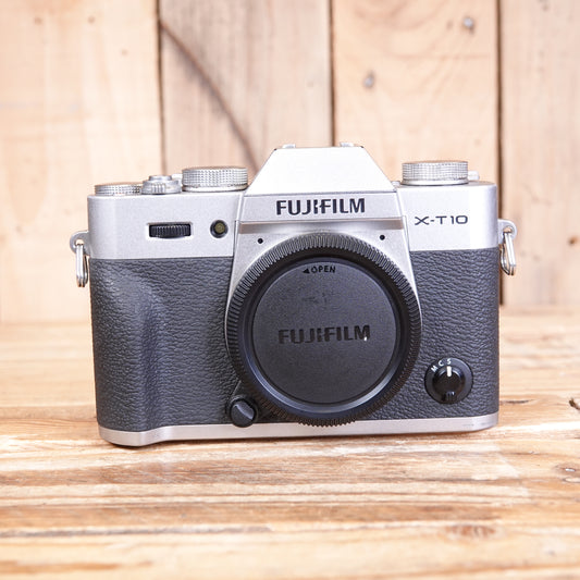 Used Fujifilm X-T10 Digital Camera Body - Silver