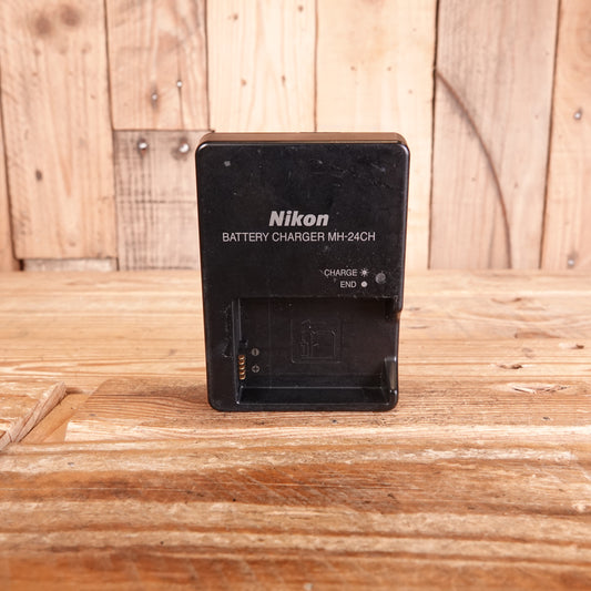 Used Nikon MH-24 CH US 2-Pin Charger (Designed for American Market)
