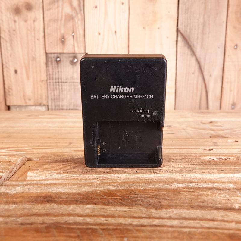 Used Nikon MH-24 CH US 2-Pin Charger (Designed for American Market)