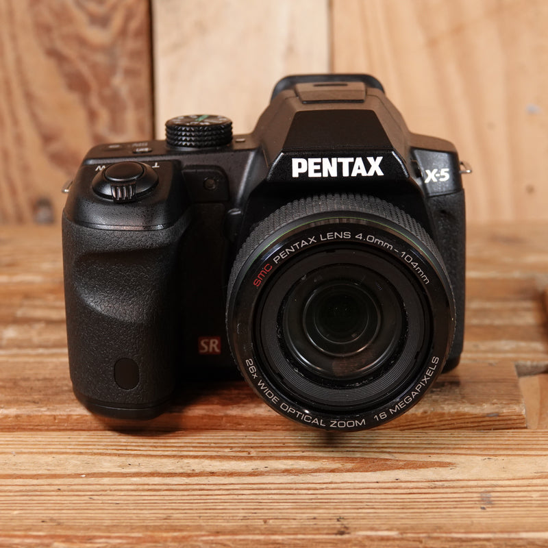 Used Pentax X-5 Digital Camera