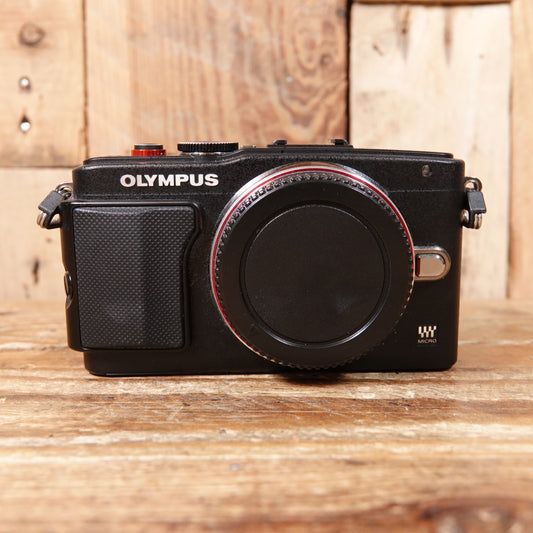 Used Olympus PEN E-PL6 Silver Camera Body