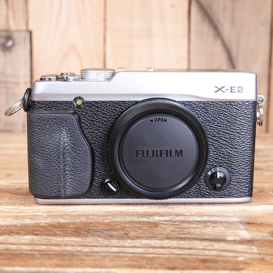 Used Fujifilm X-E2 Silver Camera Body