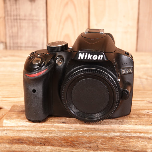 Used Nikon D3200 DSLR Camera Body