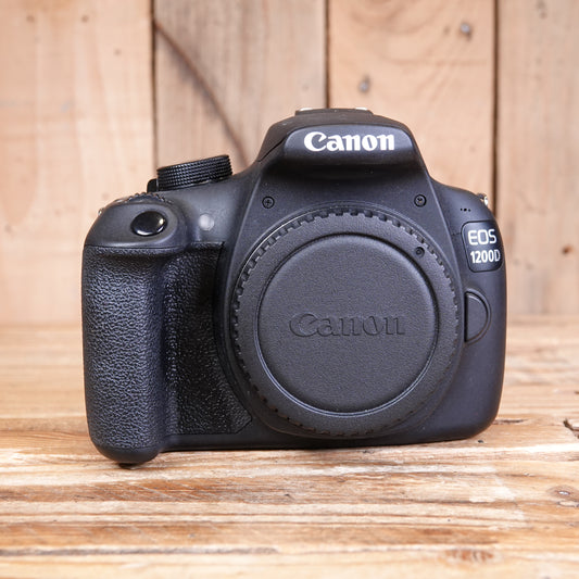 Used Canon EOS 1200D DSLR Camera Body