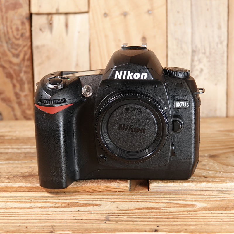 Used Nikon D70s Camera Body
