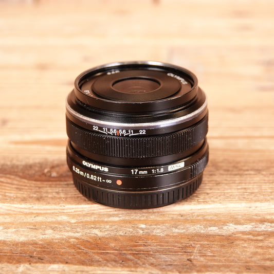 Used Olympus M.Zuiko 17mm F1.8 MSC Micro Four Thirds Black Lens