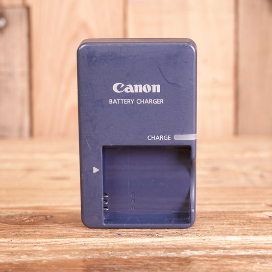Used Canon CB-2LV 2 Pin USA Battery Charger for NB-4L (Designed for American Market)