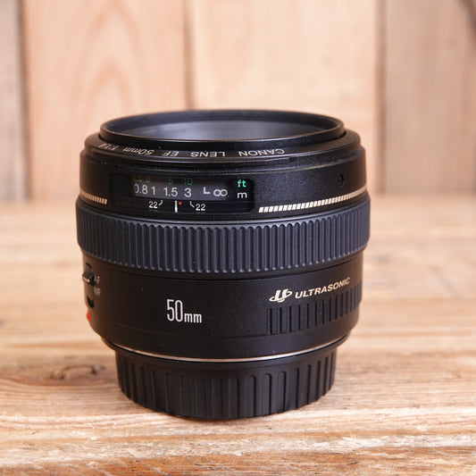 Used Canon EF 50mm F1.4 USM Lens