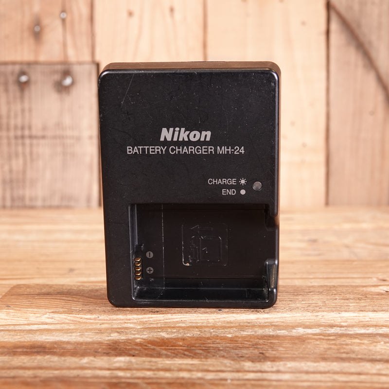 Used Nikon MH-24 US 2-Pin Charger (Designed for American Market)