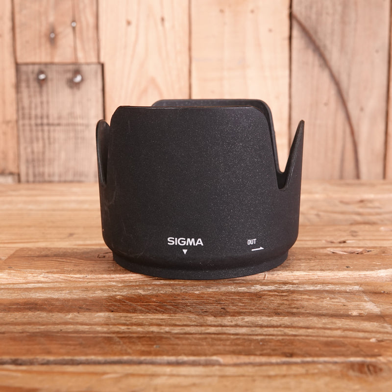 Used Sigma 835-02 Lens Hood