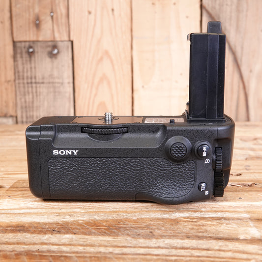 Used Sony VG-C5 Battery Grip