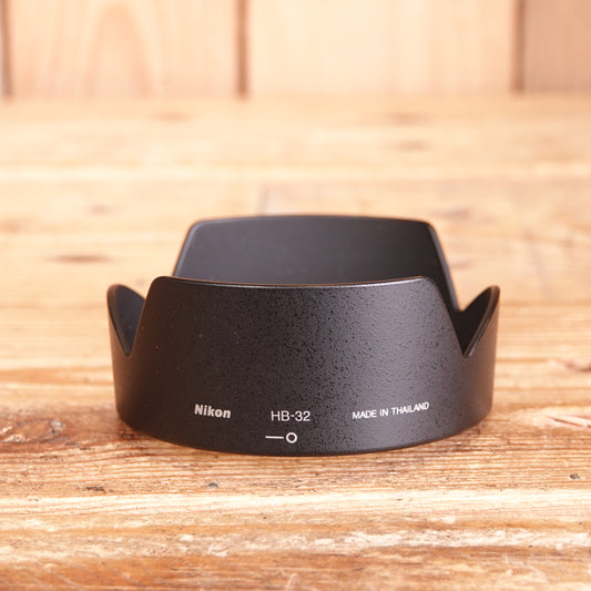 Used Nikon HB-32 Lens Hood