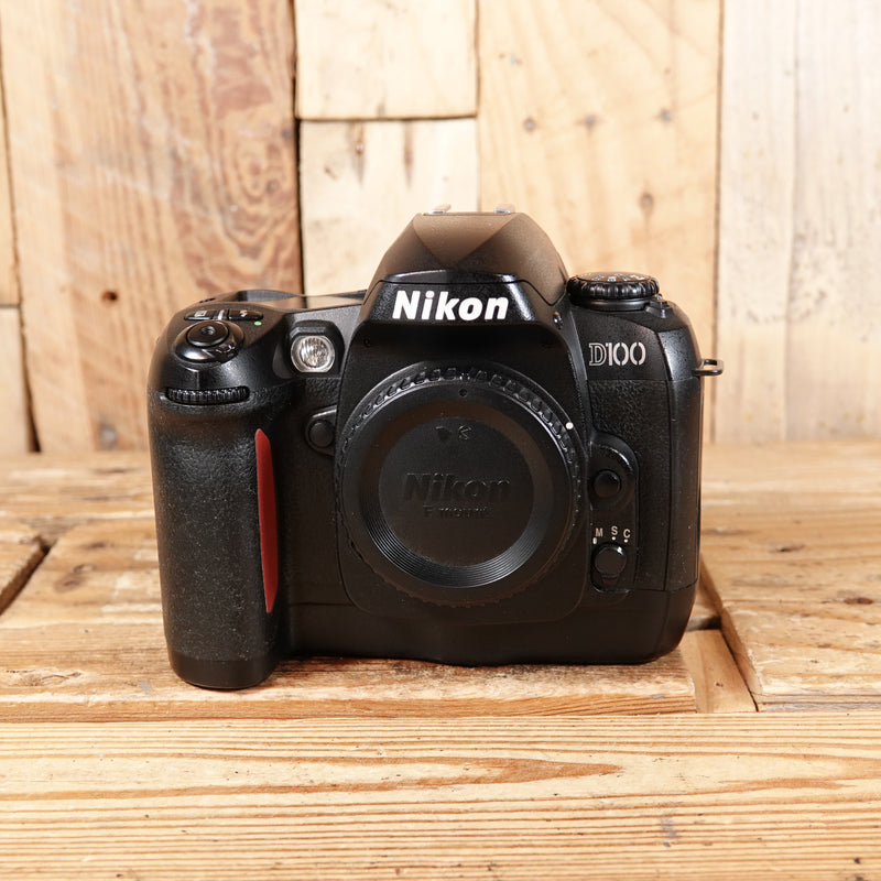Used Nikon D100 Camera Body