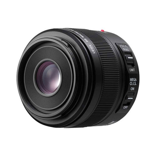 Panasonic 45mm Macro f2.8 G Lens Image 1