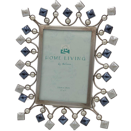 Extra Large Stunning Detailed Metal 7x5 Photo Frame, brings out the inner image