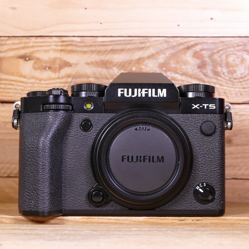 Used Fujifilm X-T5 Camera Body - Black