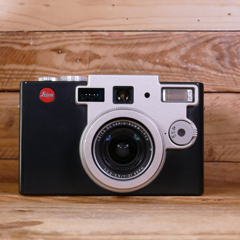 Used Leica Digilux 1 Compact Camera