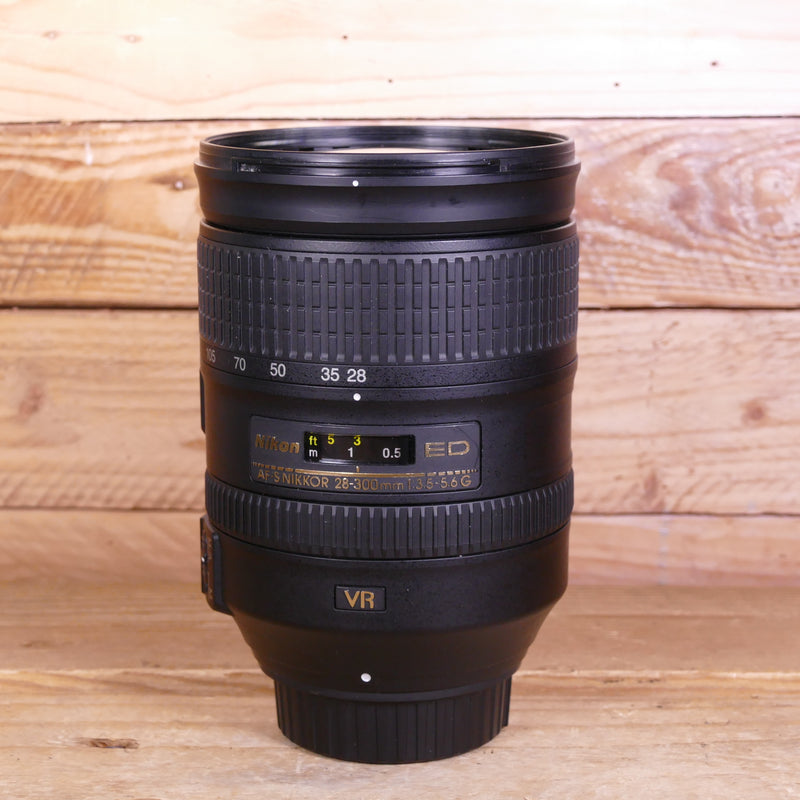 Used Nikon AF-S 28-300mm F3.5-5.6 G VR Lens
