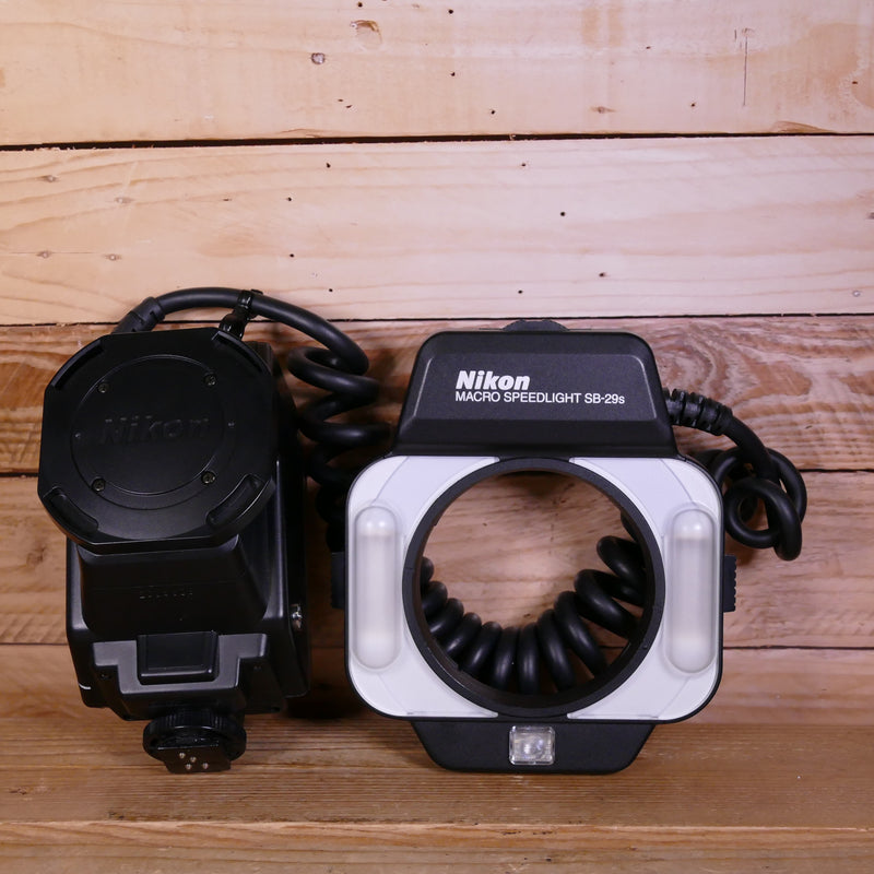 Used Nikon  Macro Speedlight SB-29s Flash Unit