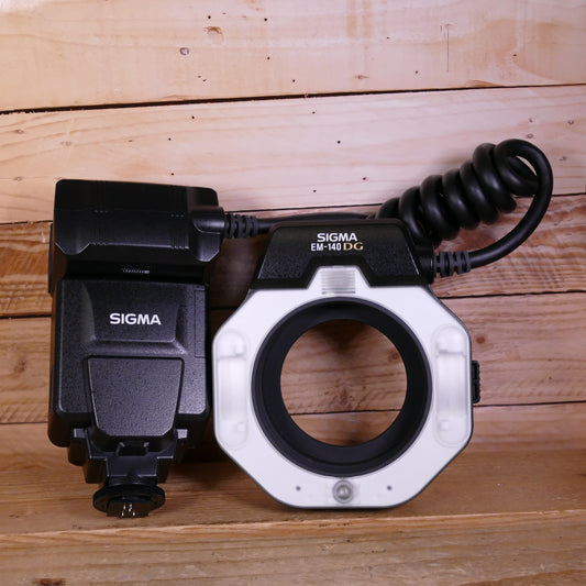 Used Sigma EM-140 DG TTL Macro Ring Flash for Nikon