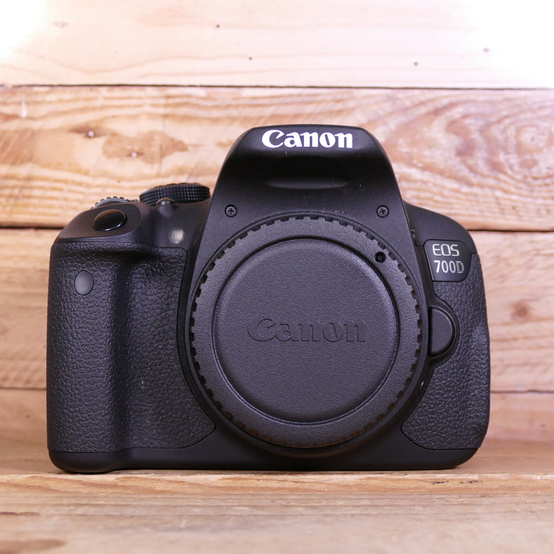 Used Canon EOS 700D DSLR Camera Body