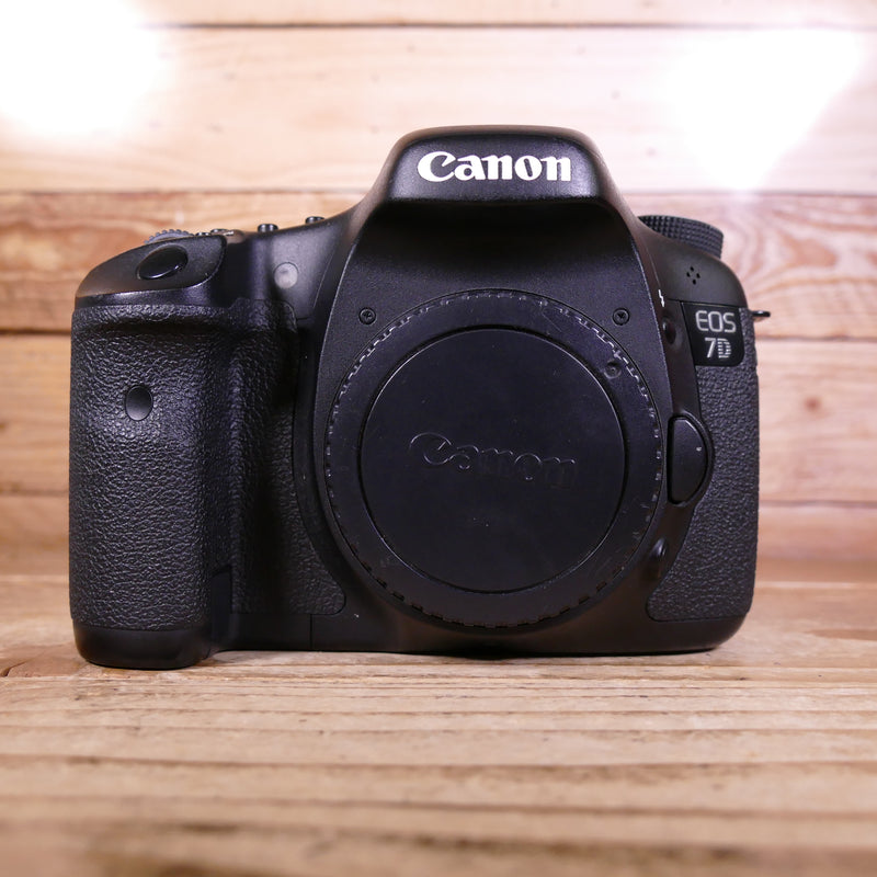 Used Canon EOS 7D DSLR Camera Body