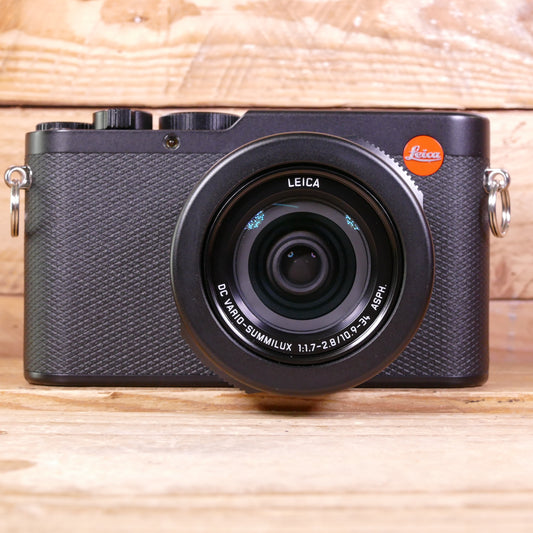 Used Leica D-Lux 8 Camera 19191
