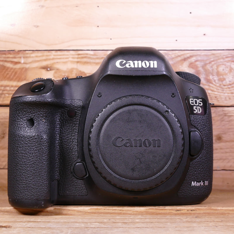 Used Canon EOS 5D Mark III Digital SLR Camera Body