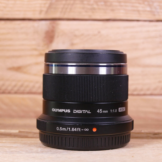 Used Olympus M Zuiko 45mm F1.8 Black Micro Four Thirds Lens