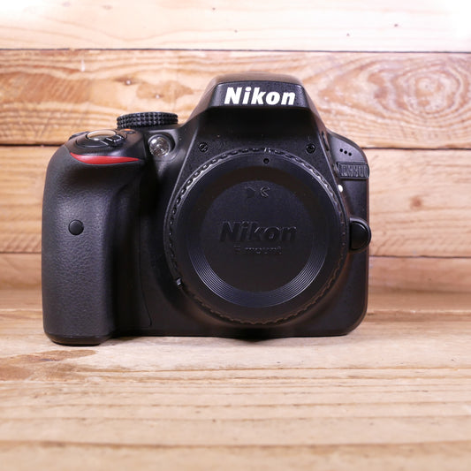 Used Nikon D3300 DSLR Camera Body