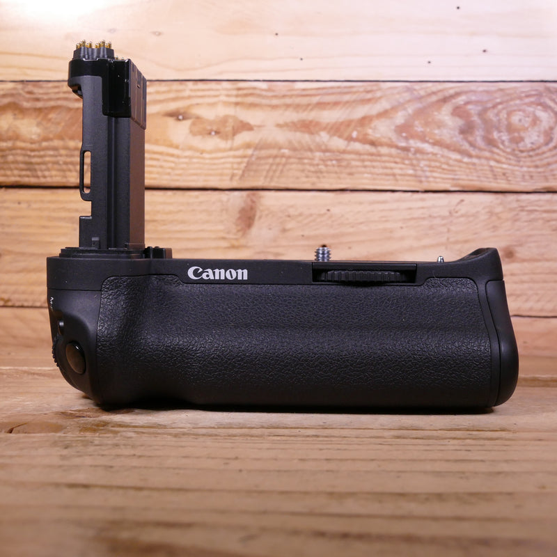 Used Canon BG-E20 Battery Grip for EOS 5D Mark IV
