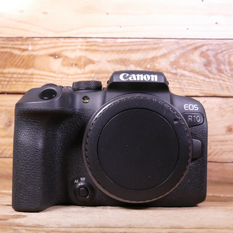 Used Canon EOS R10 Camera
