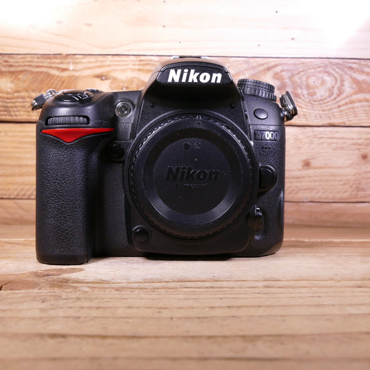 Used Nikon D7000 DSLR Camera Body