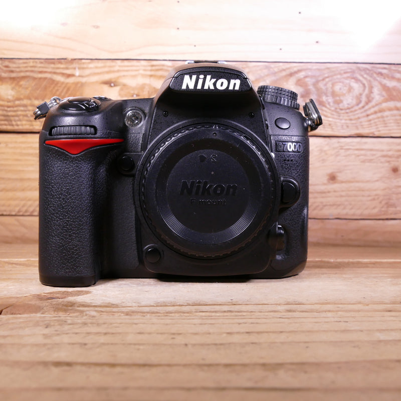 Used Nikon D7000 DSLR Camera Body