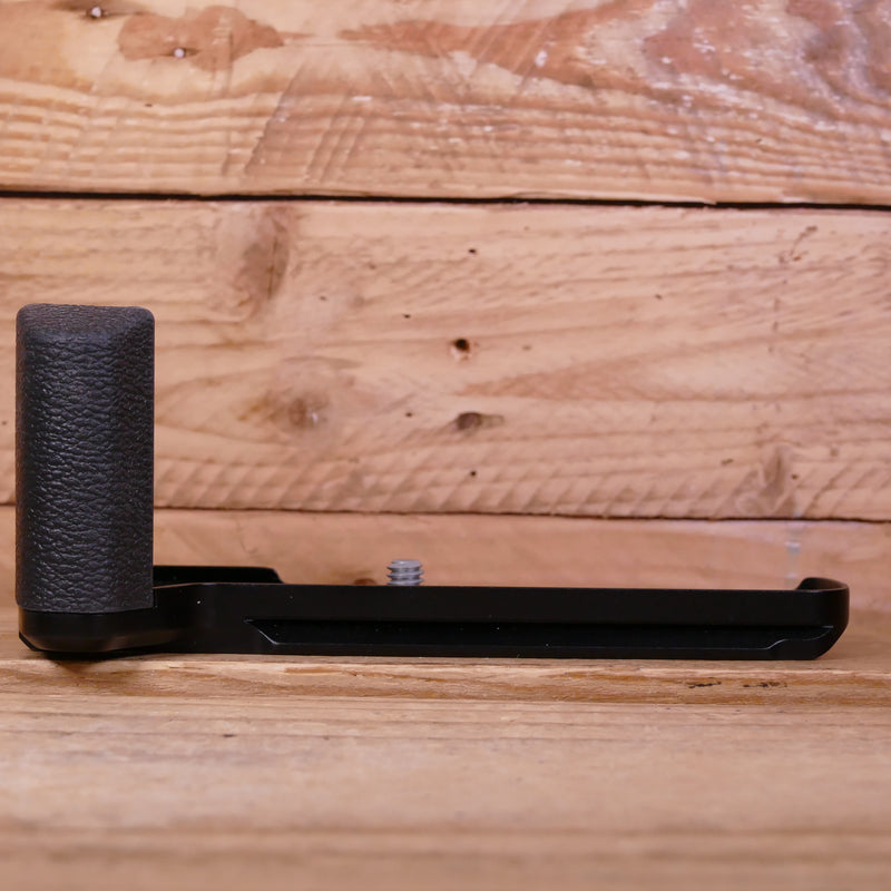 Used Fujifilm MHG-XT1 Handgrip